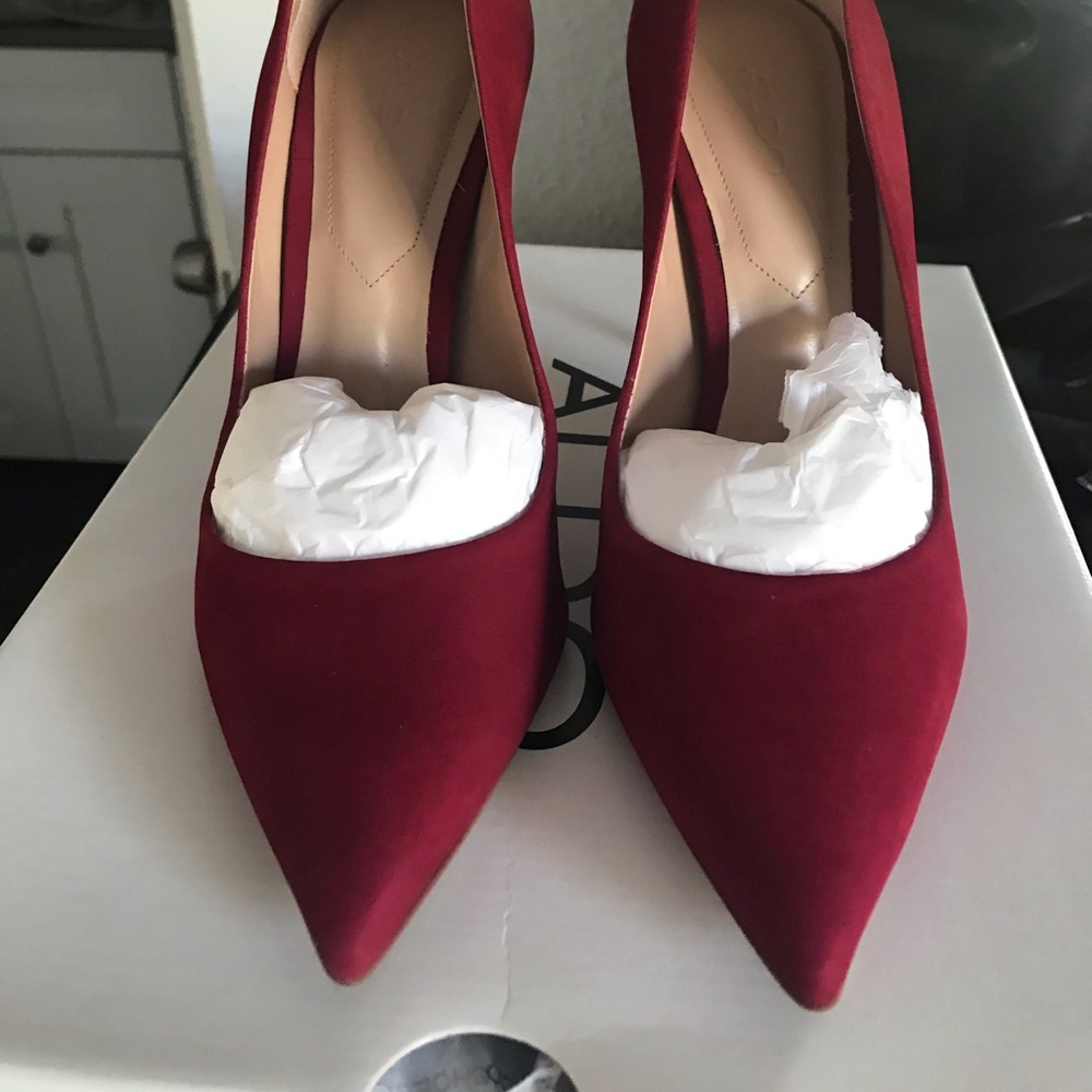 NEW ALDO CASSEDY HEELS!
